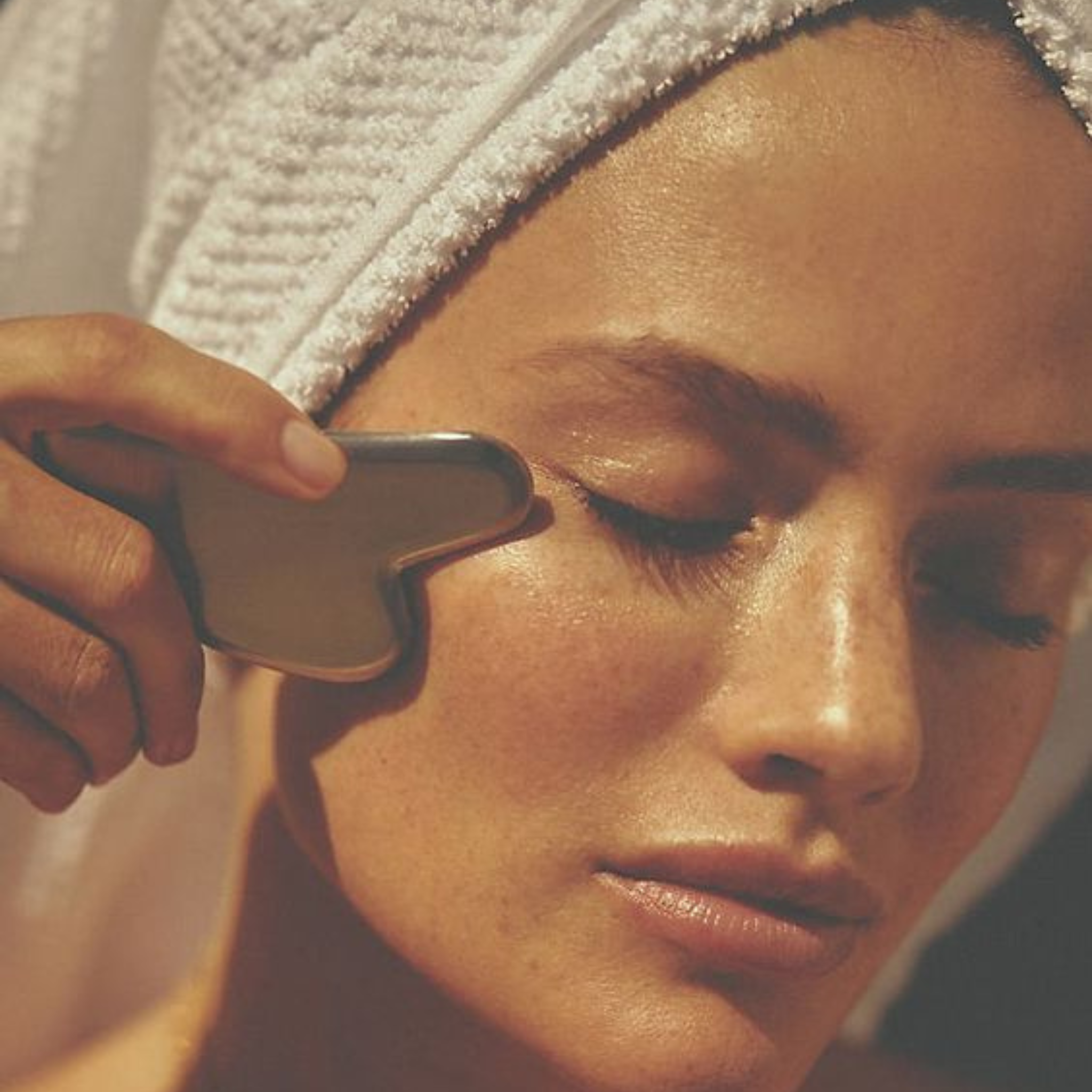 Understanding Gua Sha: A Self-Care Ritual with Ancient Roots for Radiance